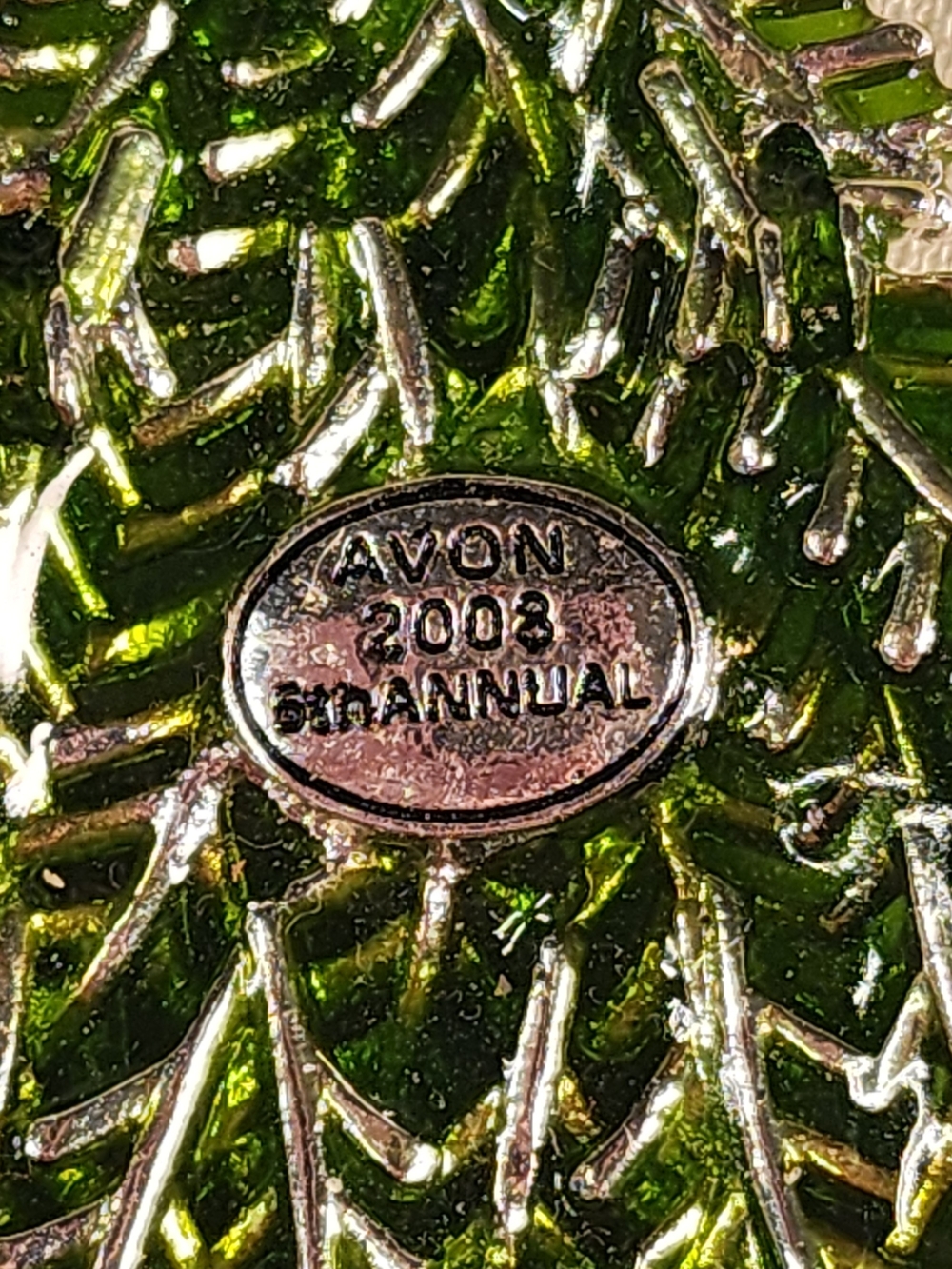 AVON 2008 Green Enamel Christmas Tree Brooch with Multicolor Rhinestones - Picture 2 of 7